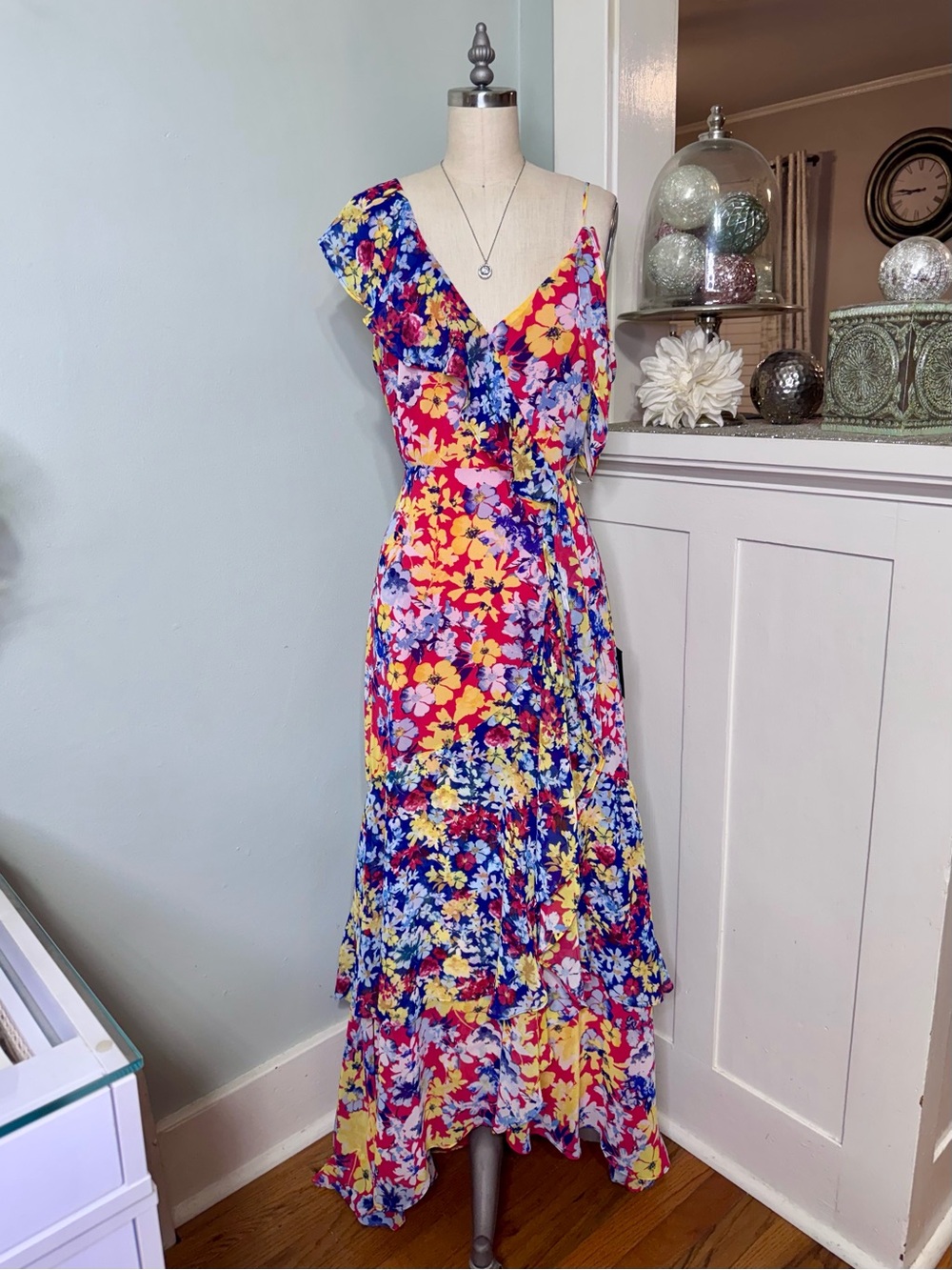 Lulu’s Radiant Rudy Red Floral Print Chiffon Maxi Dress Medium NWT - Picture 5 of 14